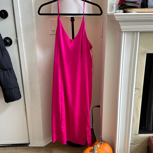 Express Hot Pink Dress Bodycon Dress Medium Pink Dress Midi Dress Pink Dress Express Express Hot Pink Dress Bodycon Dress Medium Pink Dress Midi Dress Pink Dress Express